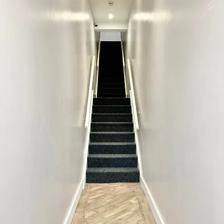 Luxury Duplex Centre * Leeds (West Yorkshire)