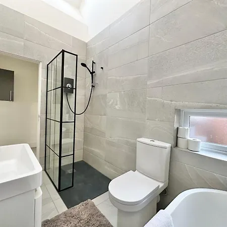 Luxury Duplex Centre 公寓 *